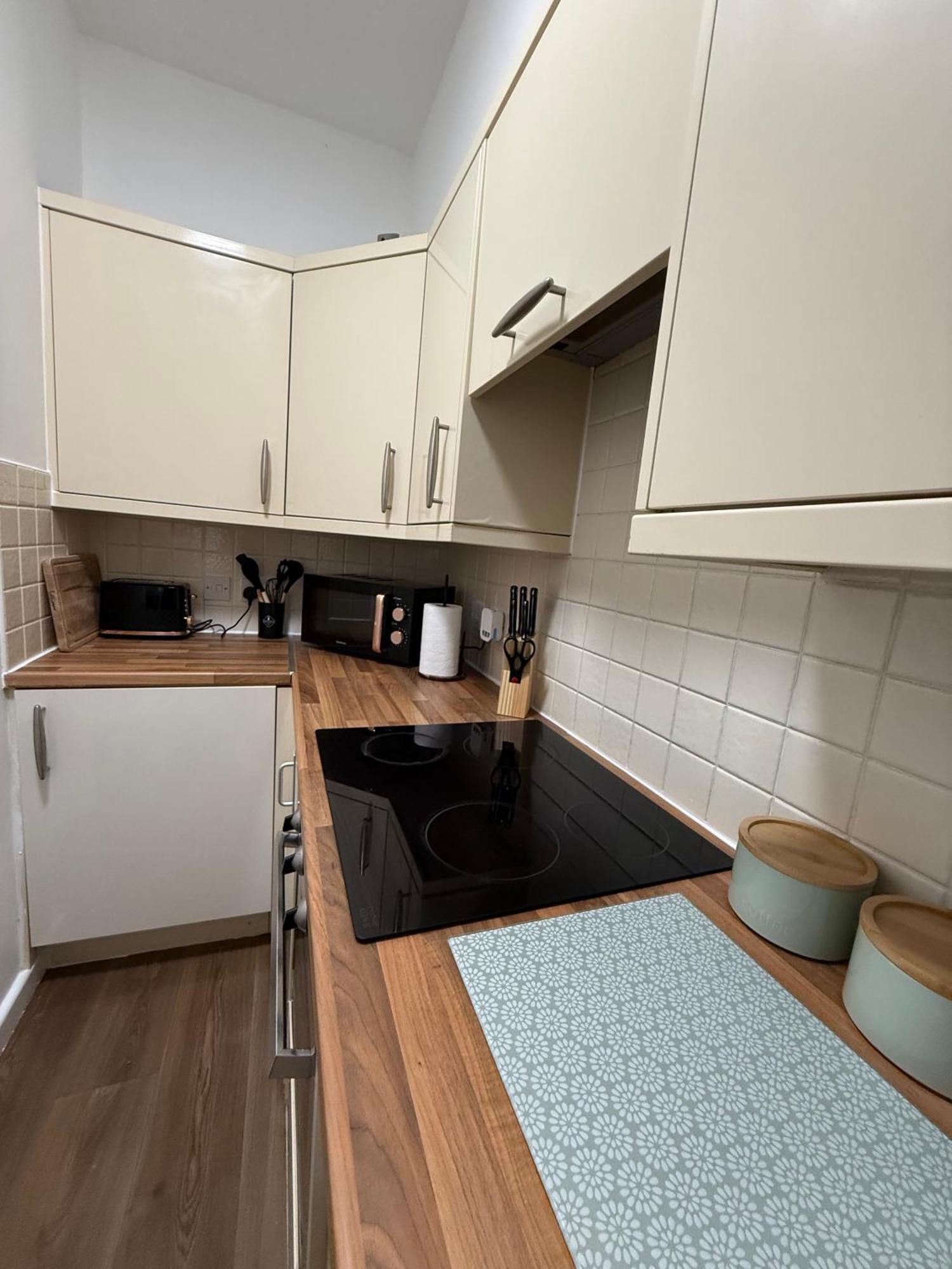 Vibrant Cosy 2 Bedroom Apartment Coventry Kültér fotó