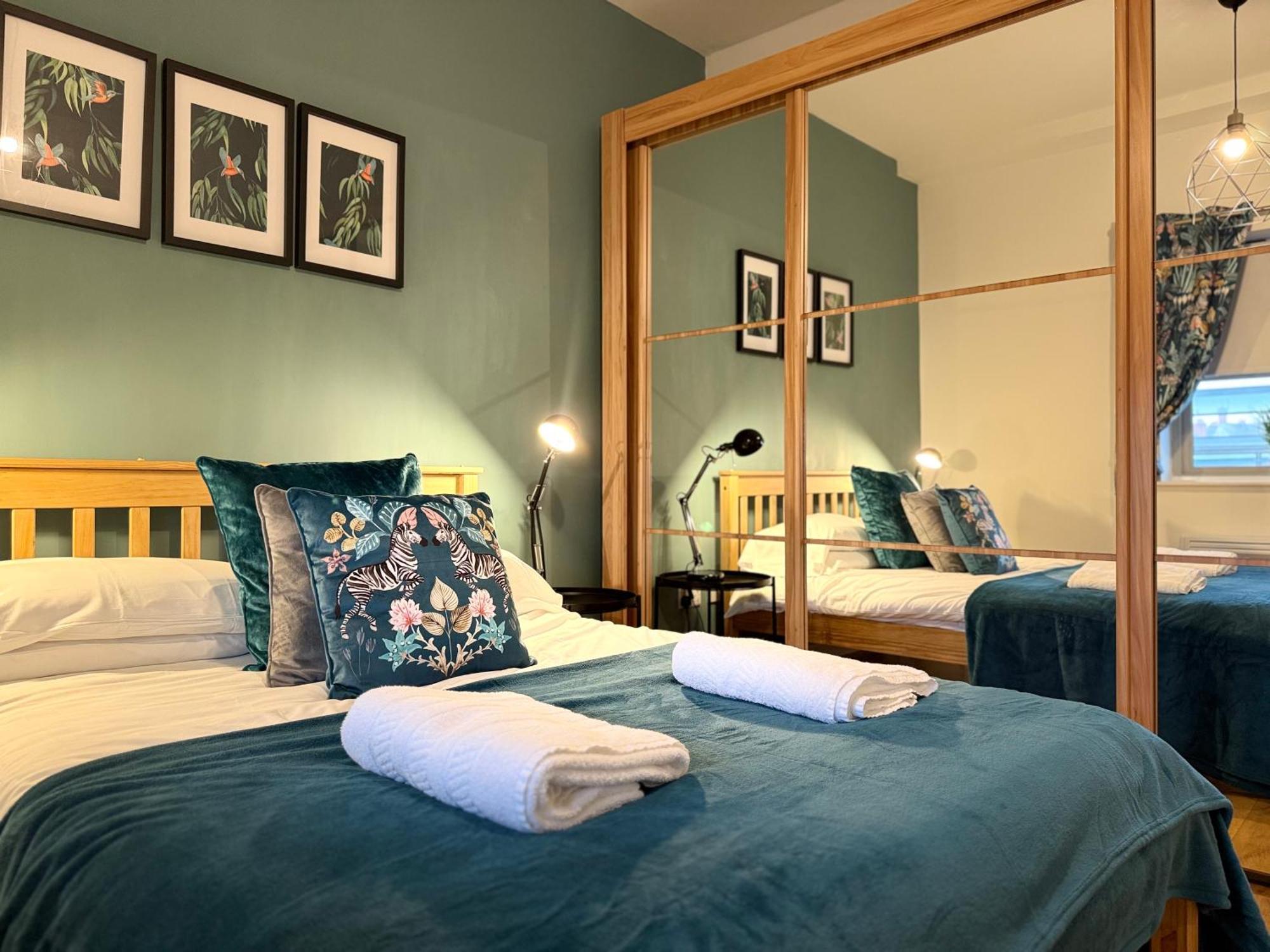 Vibrant Cosy 2 Bedroom Apartment Coventry Kültér fotó